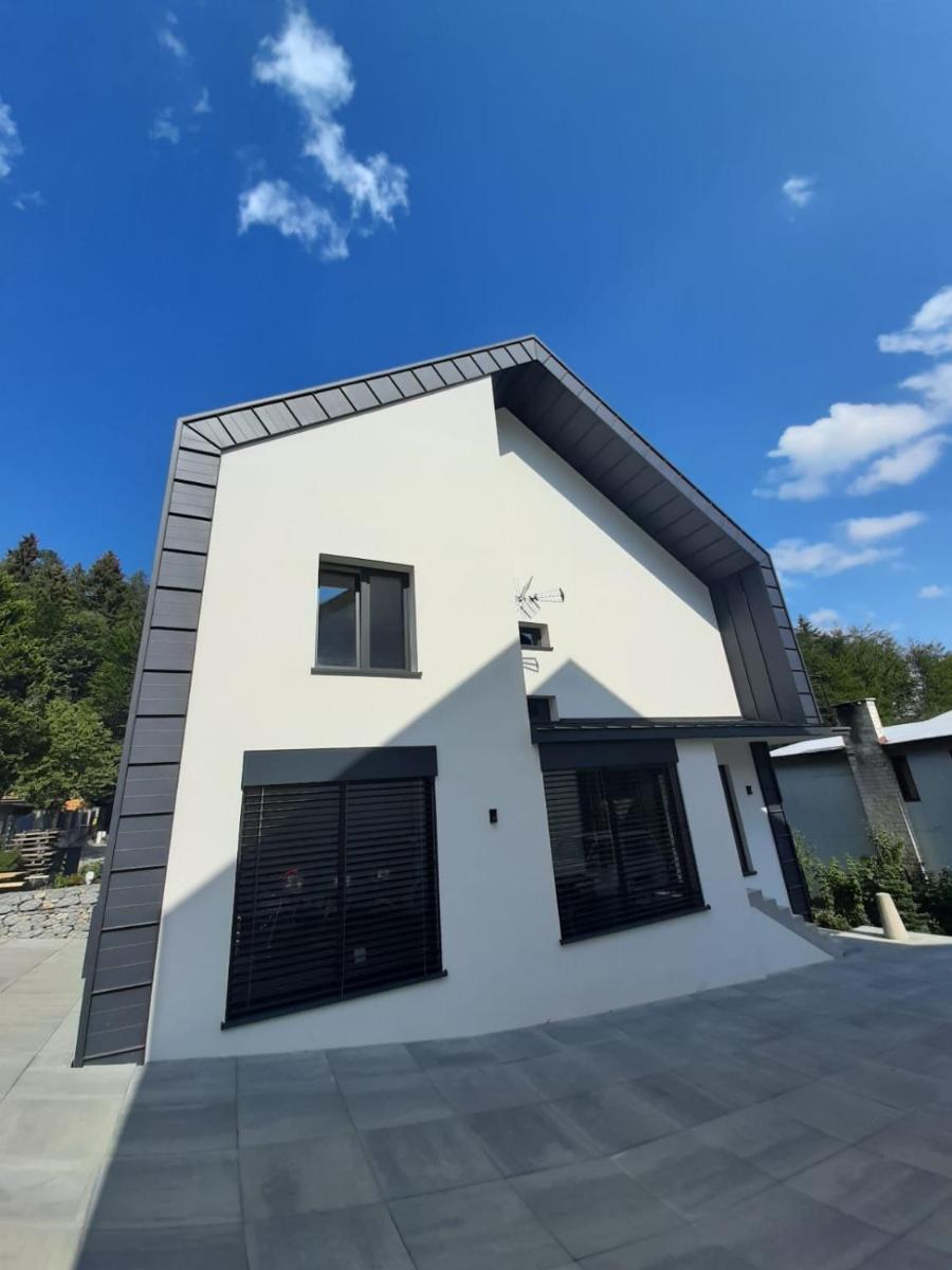 Dom Minimal House - Housity