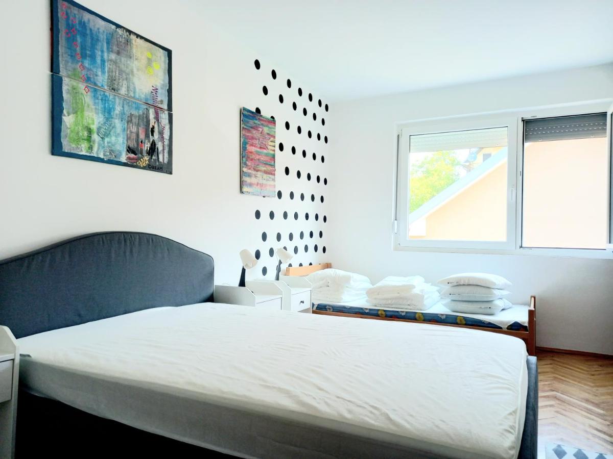 Mist8 - Housity