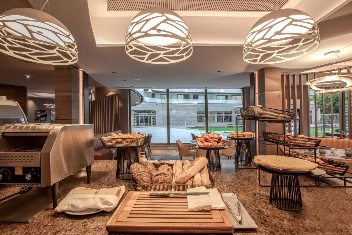 Coin salon dans l'établissement Rivage Hôtel & Spa Annecy