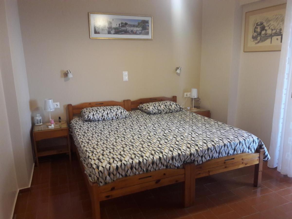 Nea Styra seafront apartment with stunning view - Housity