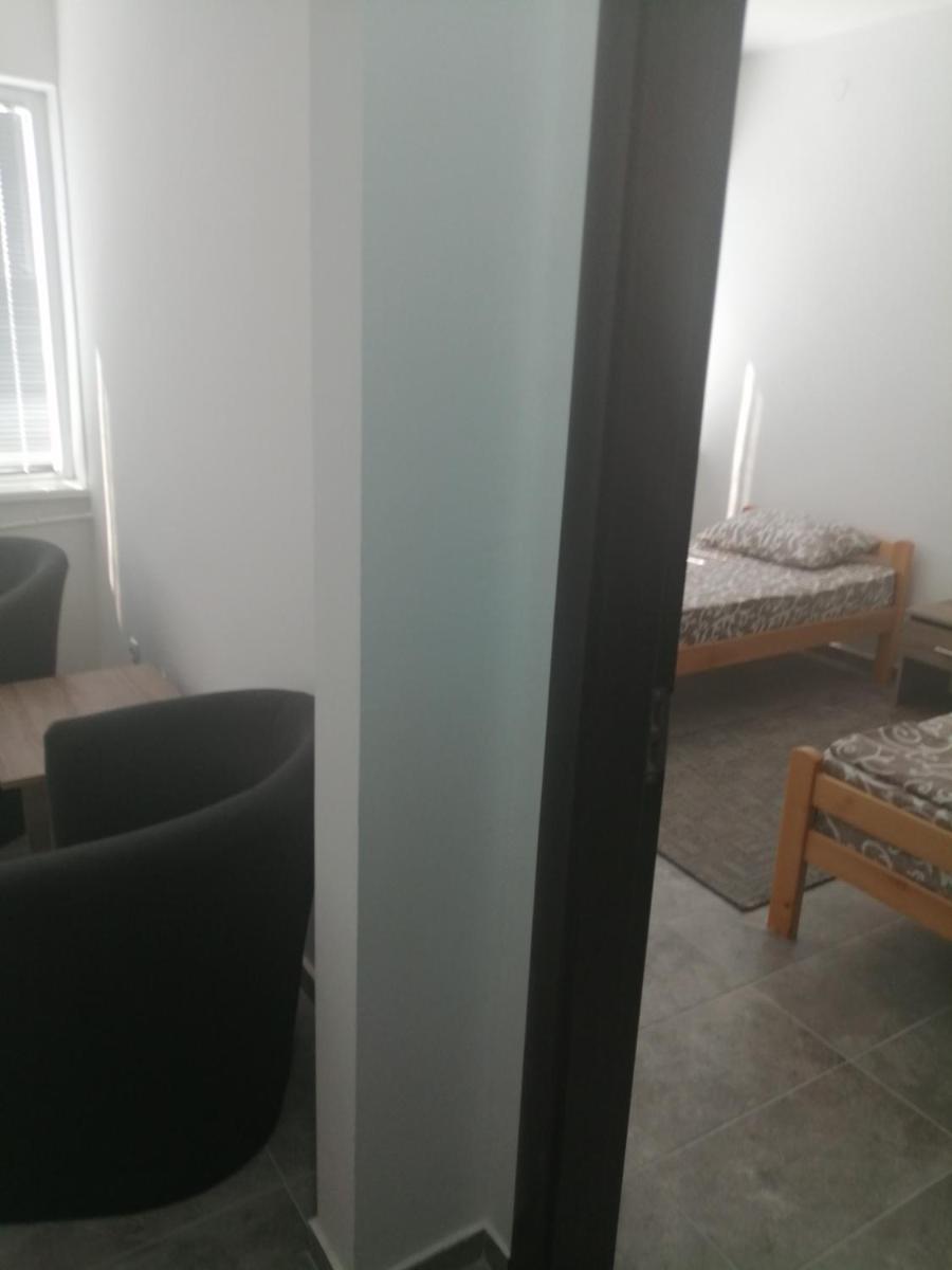 Srbija Bor - Housity