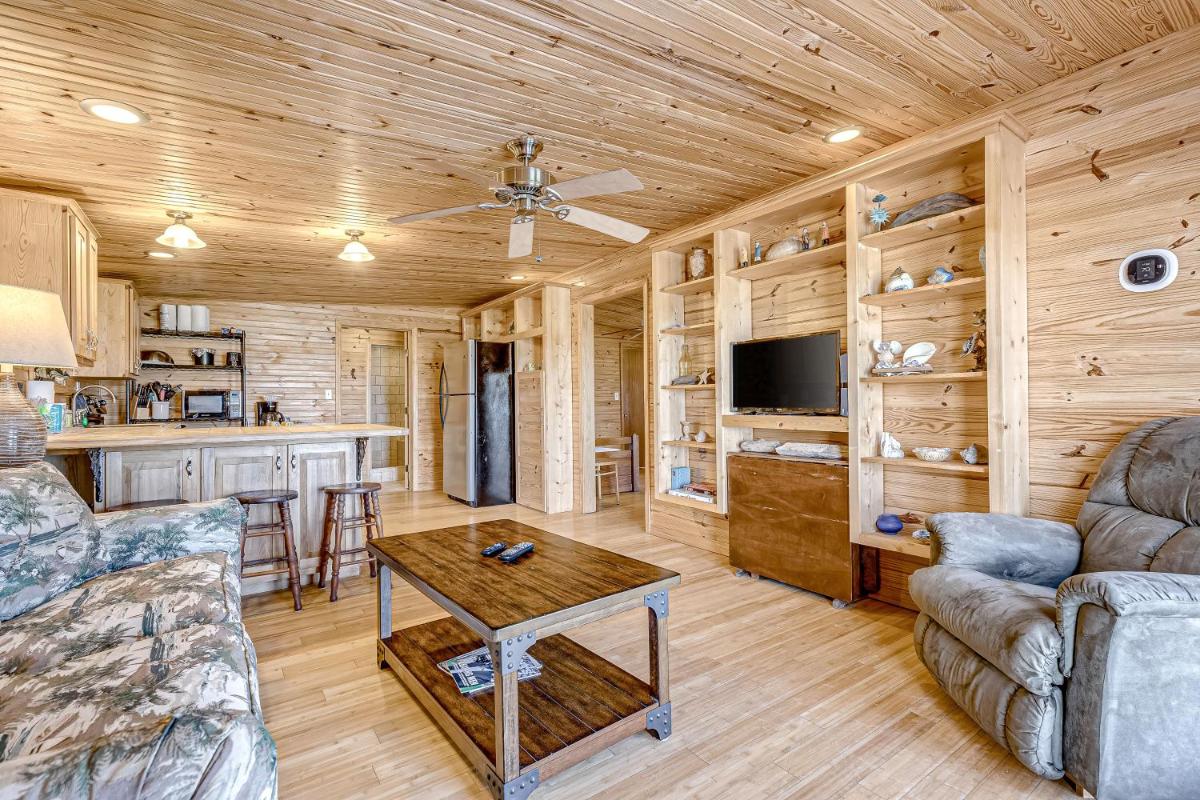 Surfside Serenity - Housity