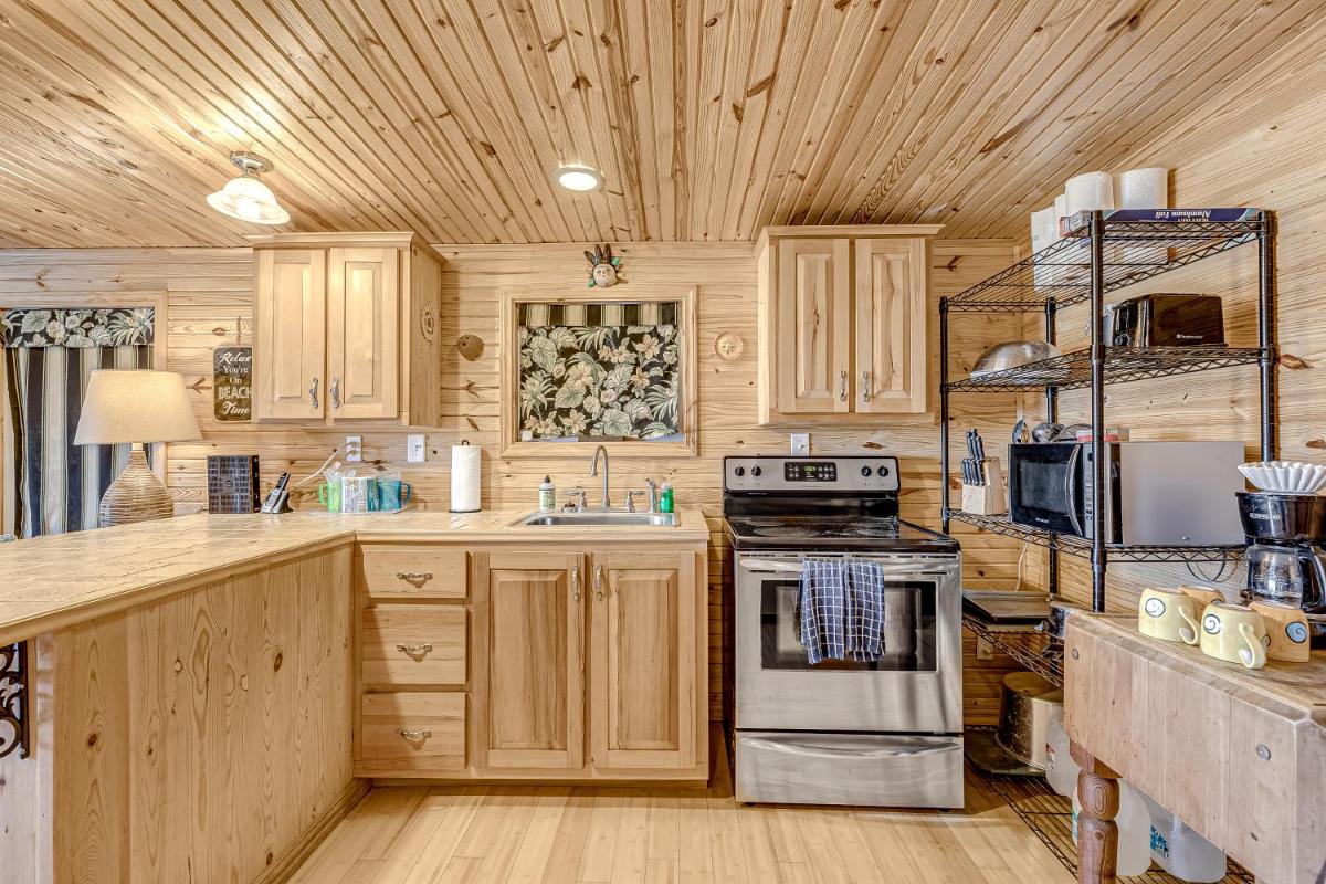 Surfside Serenity - Housity