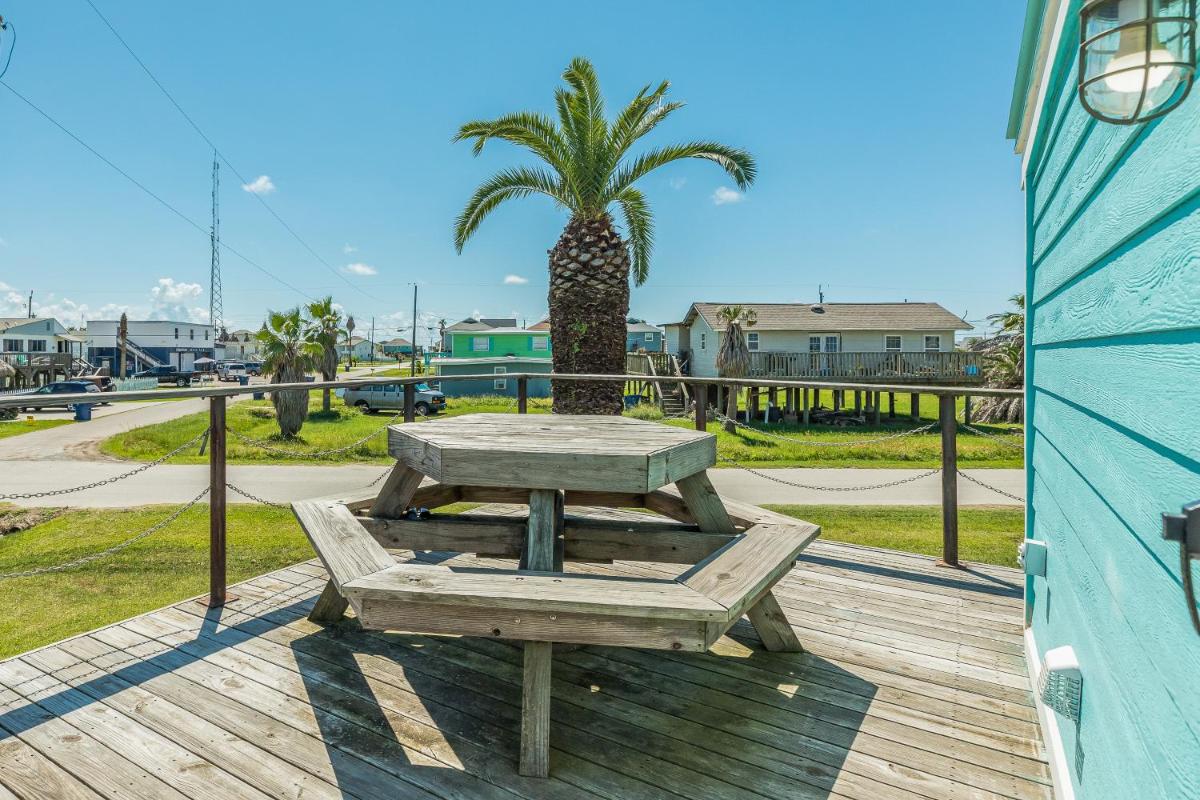 Surfside Serenity - Housity