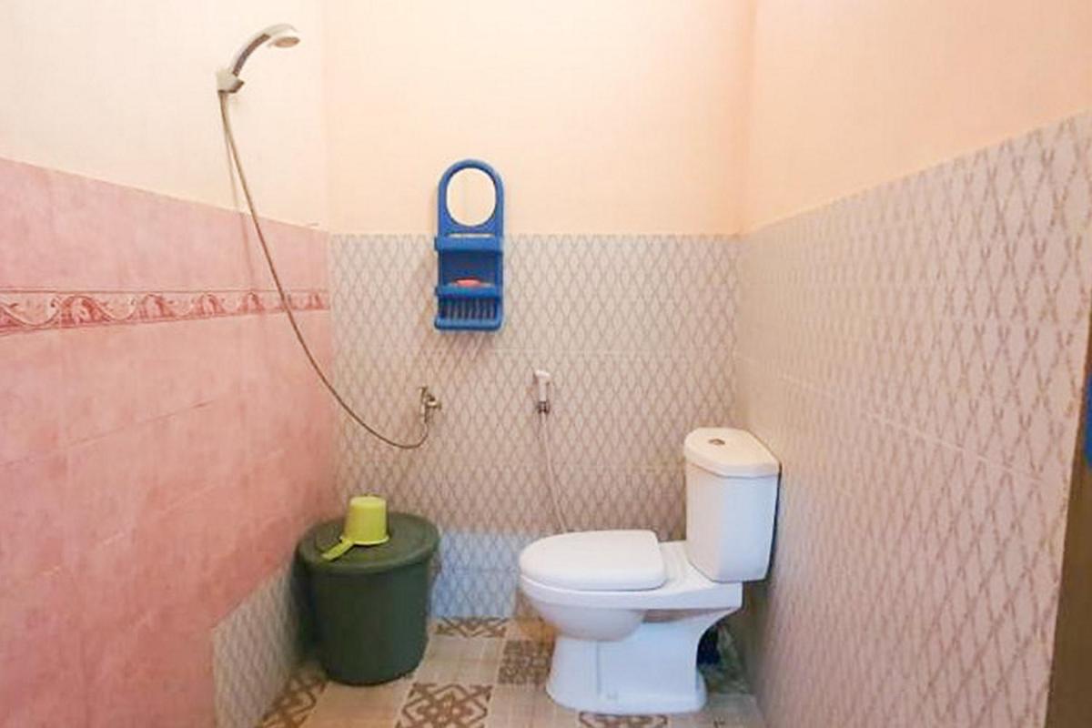 Green Kanca Syariah Guest House Mitra RedDoorz - Housity
