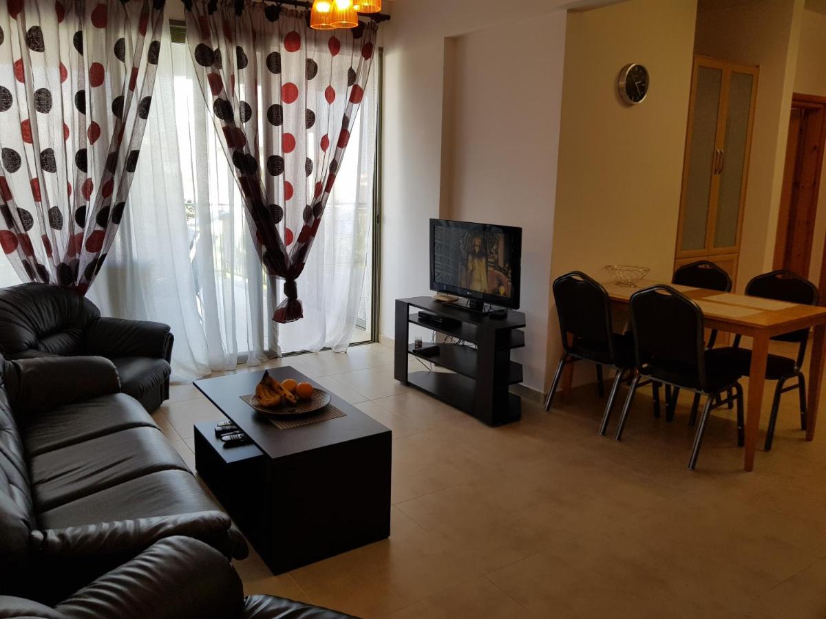 Danaos 2 Apartment - Housity