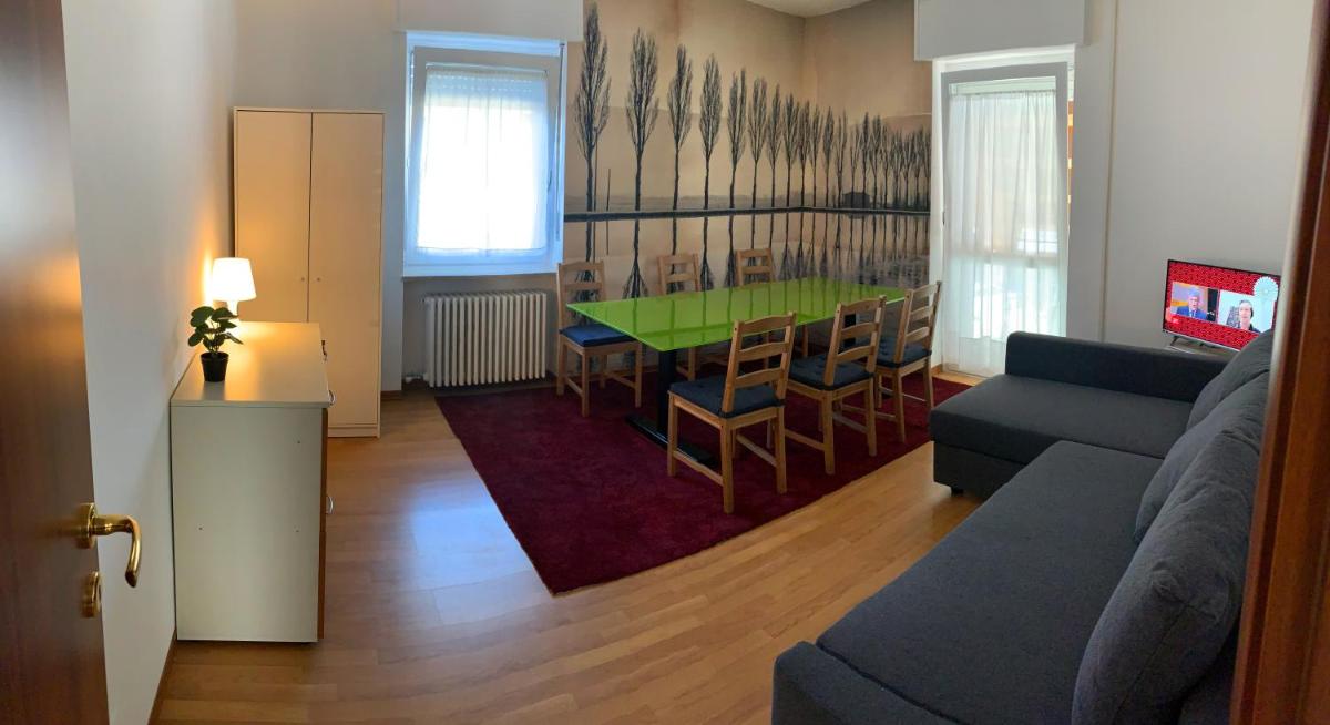 White House - Housity