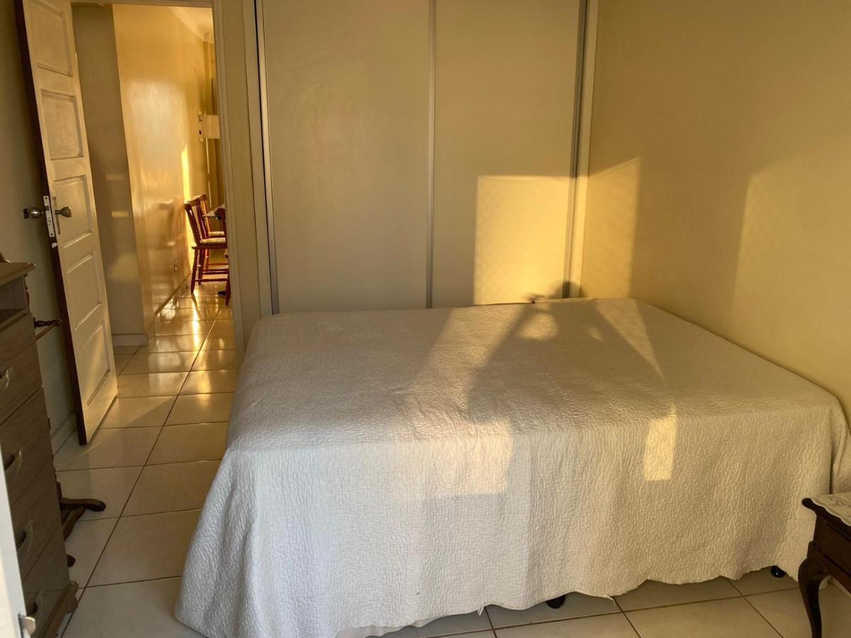 Apartamento em Santos na Pompéia em frente ao mar - Housity