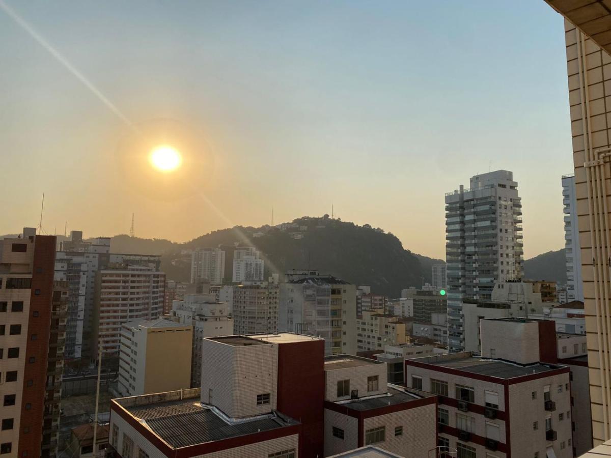 Apartamento em Santos na Pompéia em frente ao mar - Housity