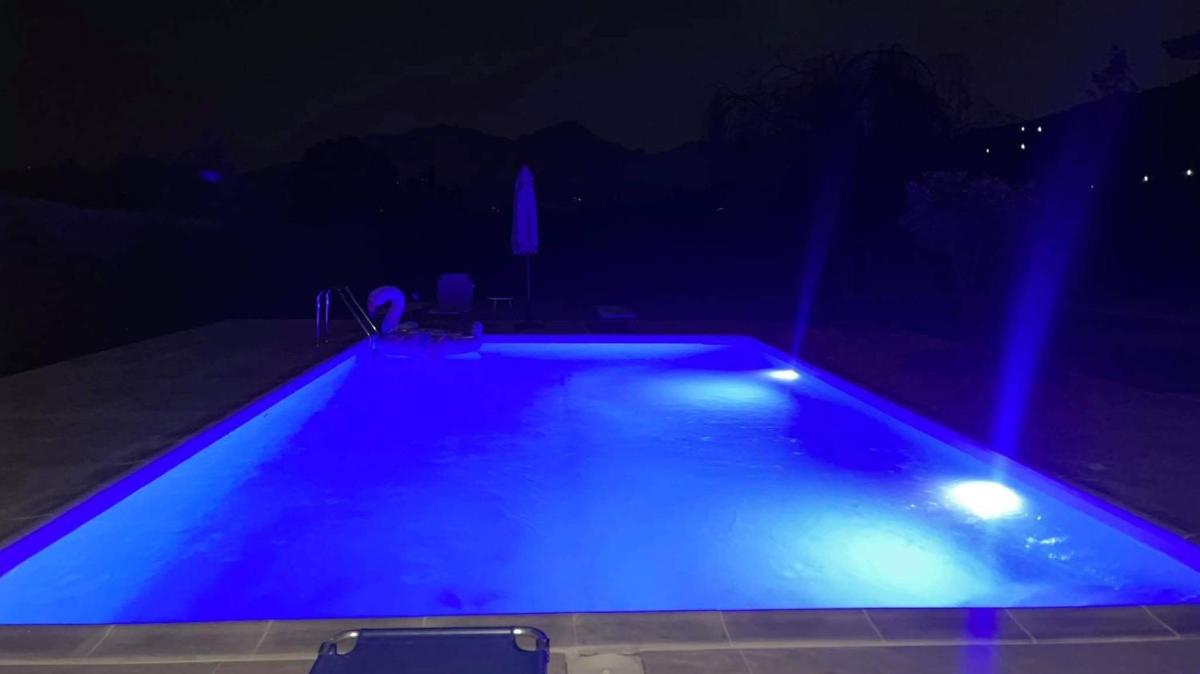 VILLA IN NATURE - Housity