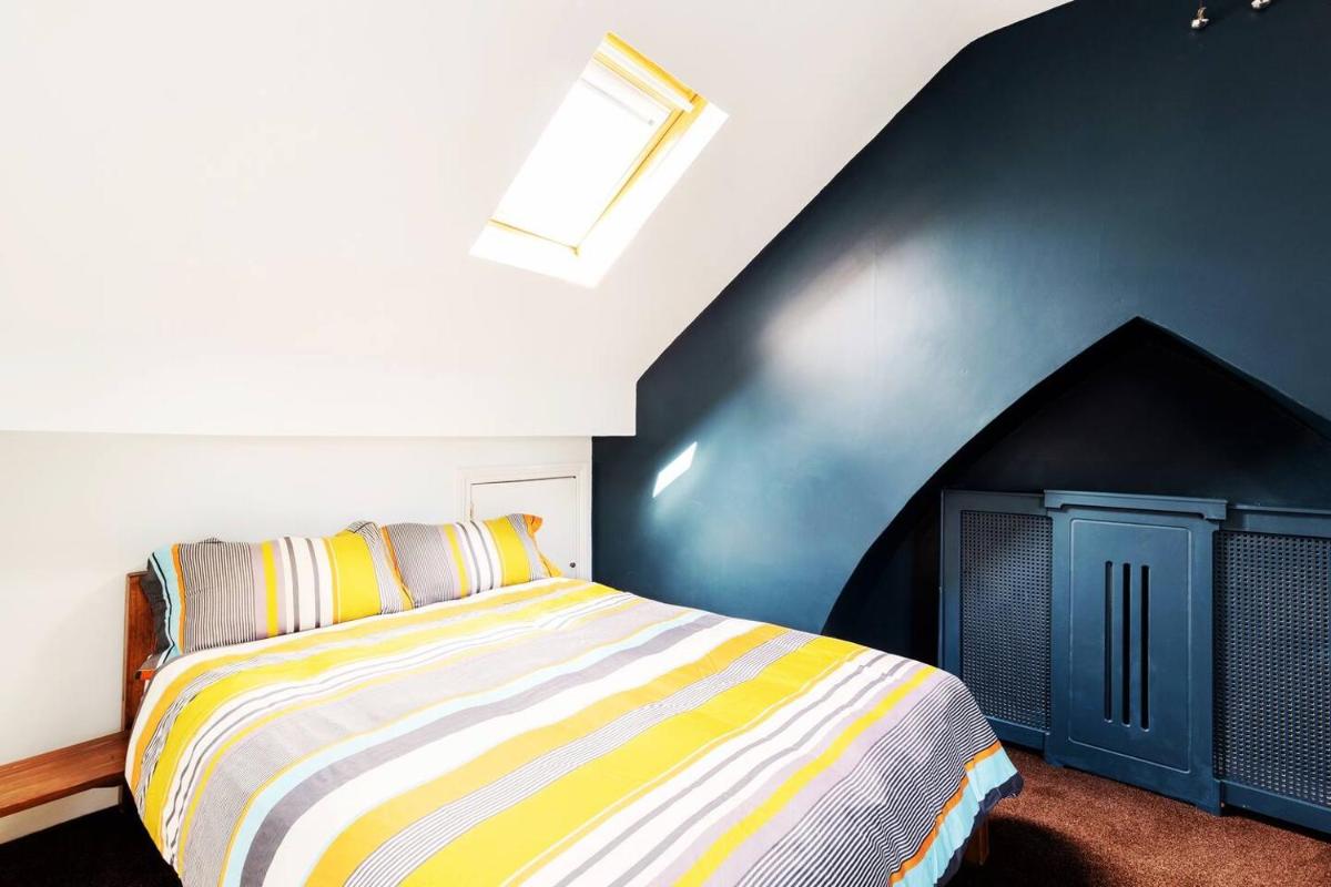 Entire Property in Hoole, Chester- walking distance to train station & city centre - Housity