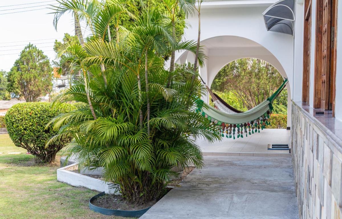 Recanto Bougainville-amplo terraço, jardins, redes - Housity