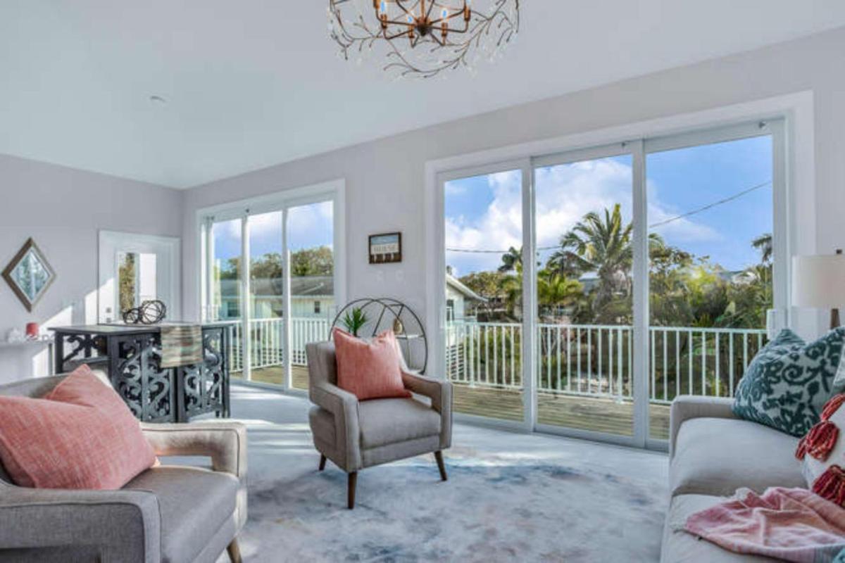 Twin Palaces on Palmetto by Coastal Vacation Properties - Housity