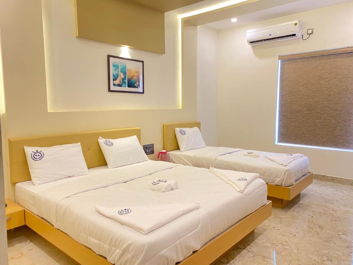 Hotel Sangeeth Palace - Housity