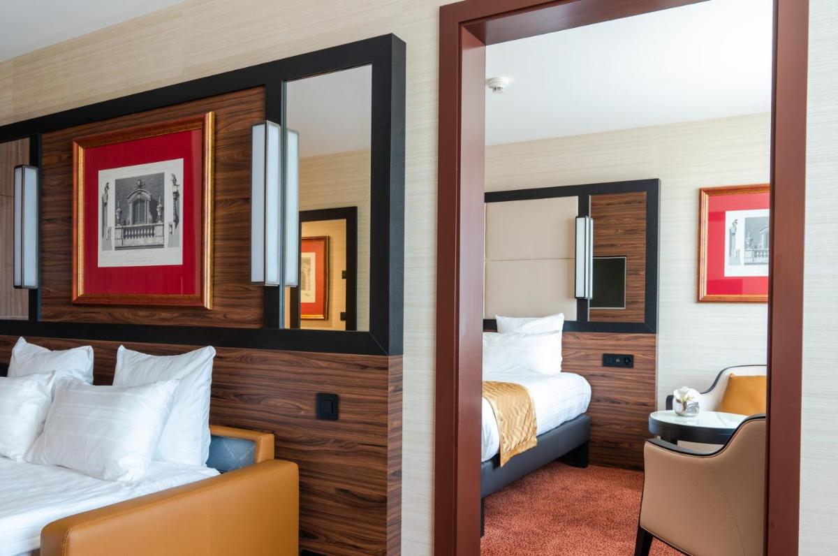 Nash Suites Airport Hotel - Housity