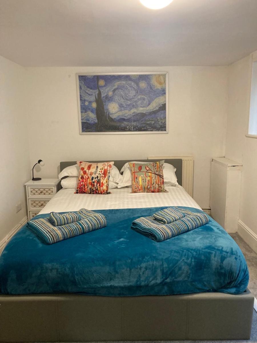 Garden Flat in the Heart of Southsea - Housity