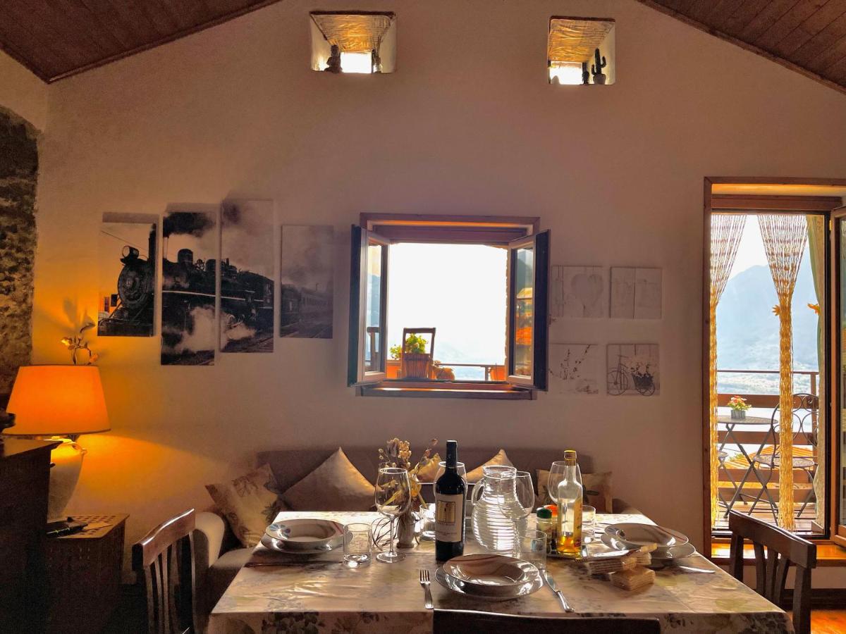 Casa Brenzio Rustico - Housity