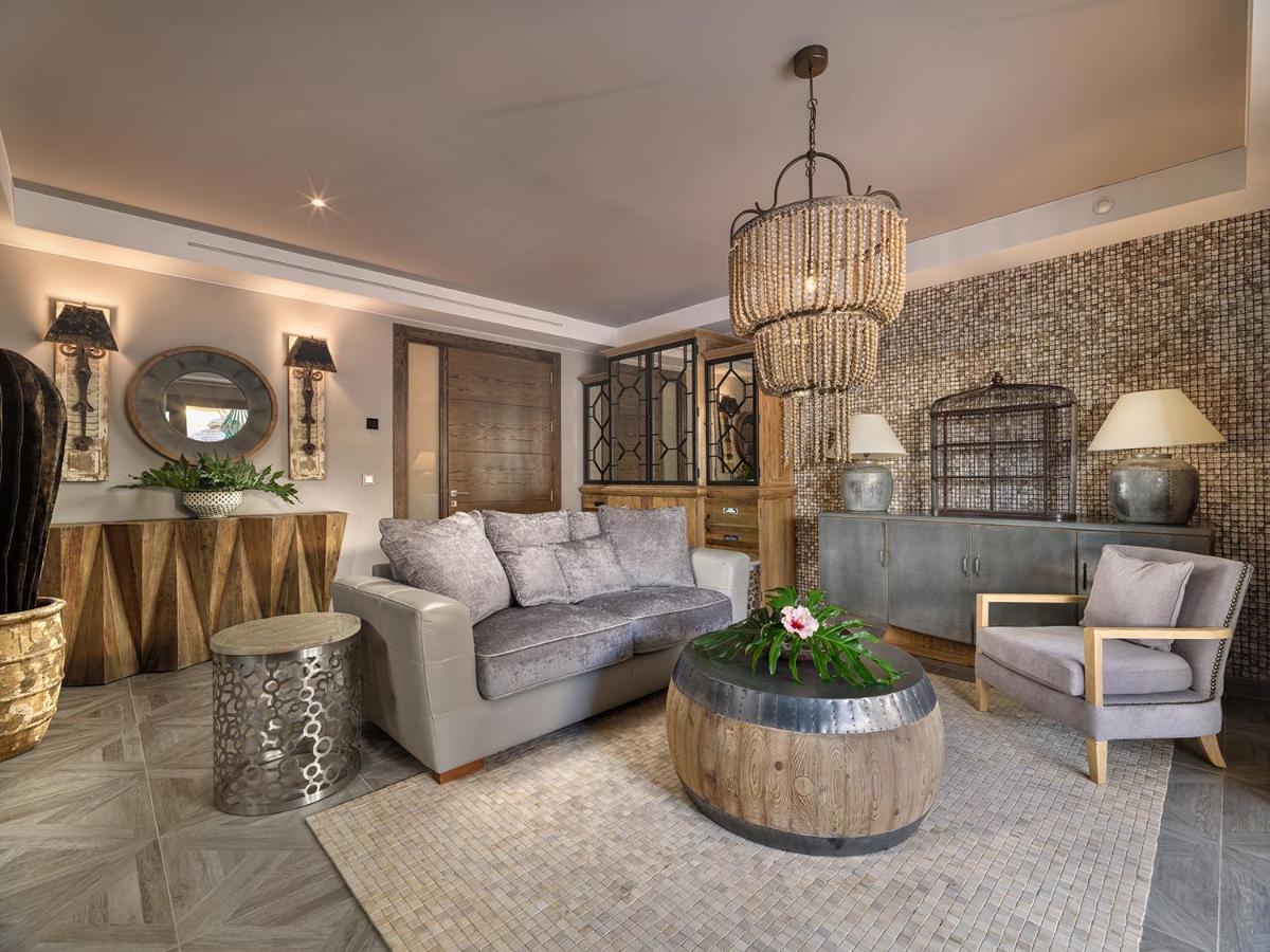 Zona de estar de Royal River, Luxury Hotel - Adults Only
