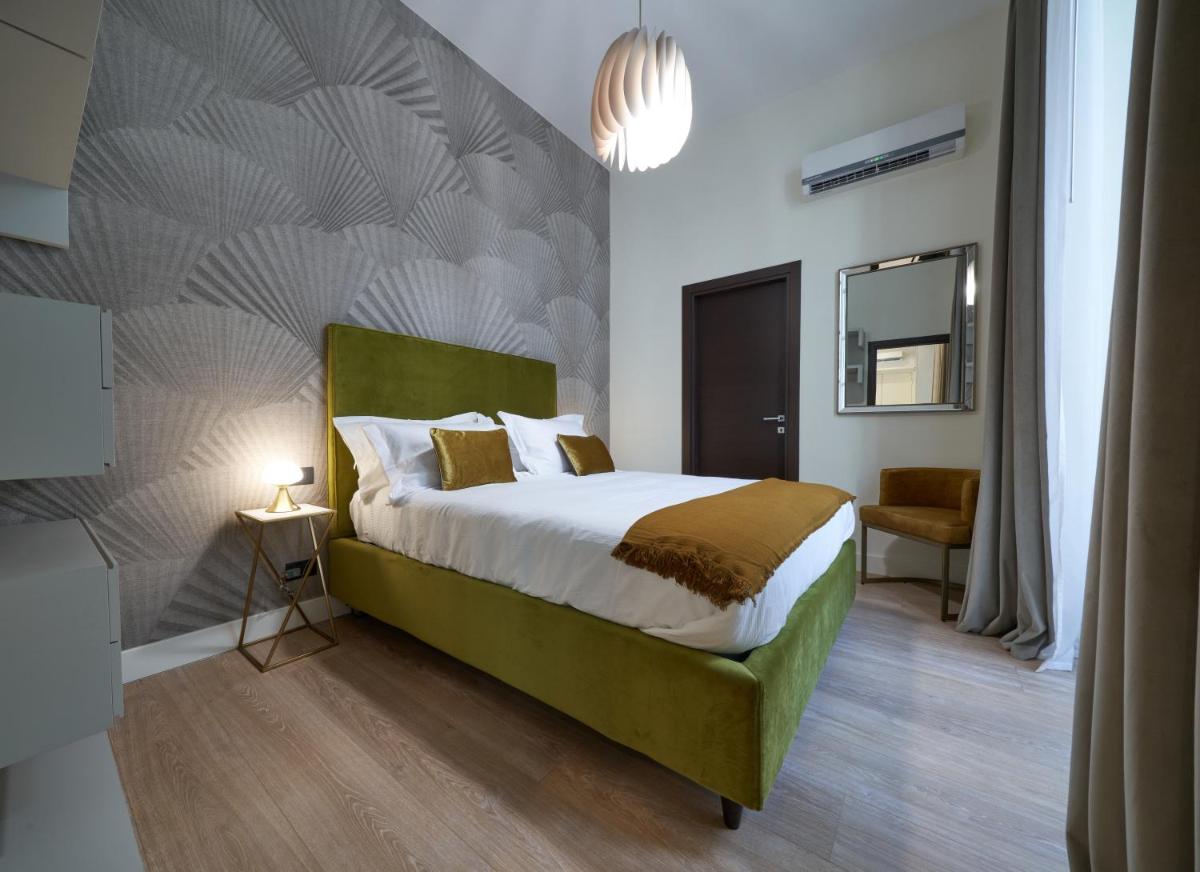 The One Napoli Luxury Apartment - Naples