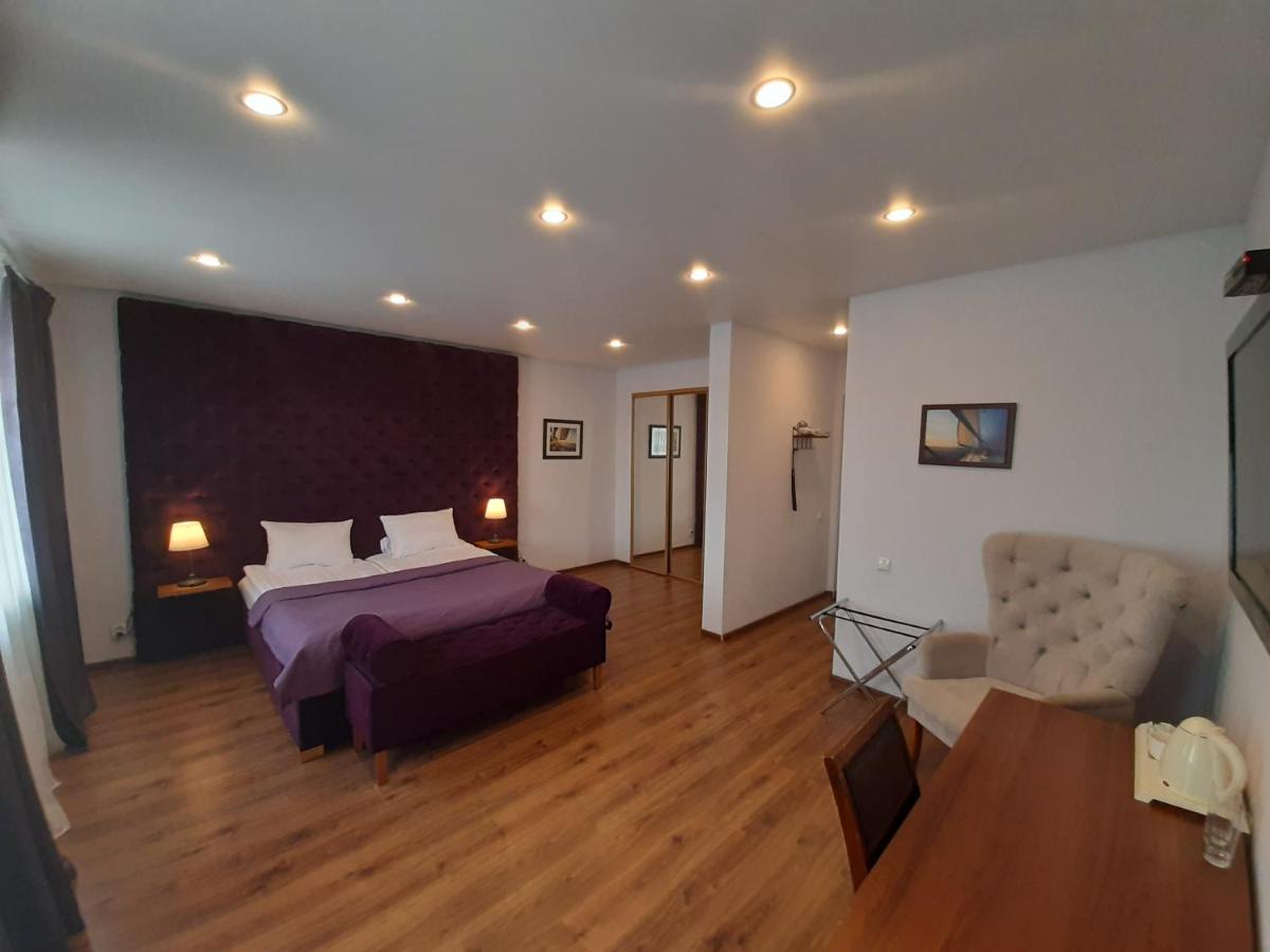 Park Hotel Country - Housity