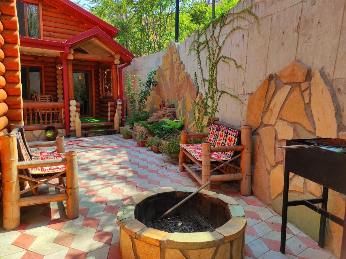 Old Tbilisi Villa Costa - Housity