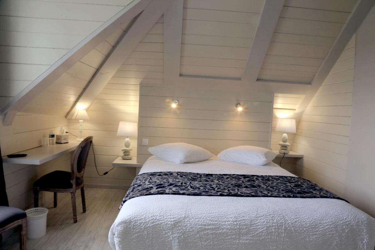 HOSTELLERIE LA BRUYERE - Housity