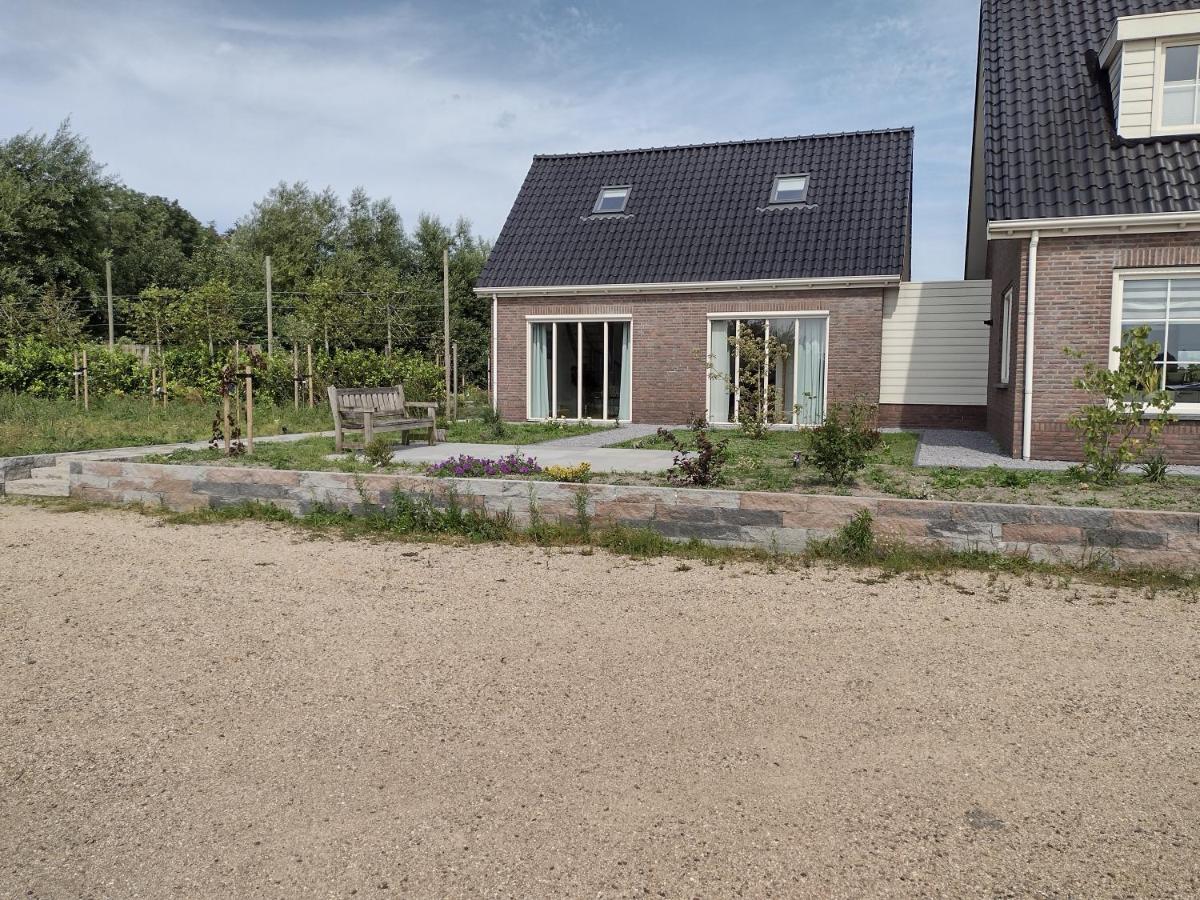 Vakantiewoning Stekeldijk - Housity