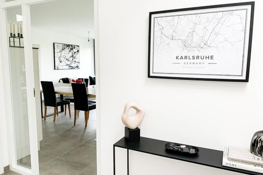 Luxuriöses Neubau-Apartment mit e-Lade Parkplatz - Housity