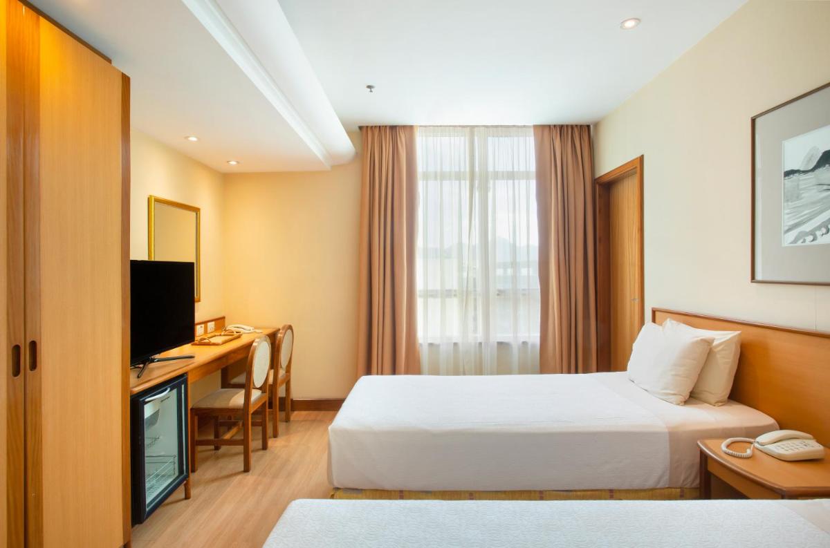 Windsor Asturias Hotel - Housity