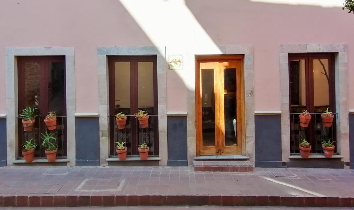 Casona Alonso 10- Hotelito Mexicano - Housity
