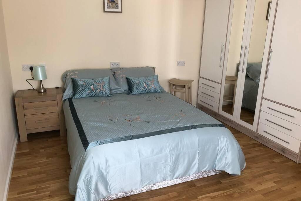 Guest house in the New Forest near Paulton's Park - Housity