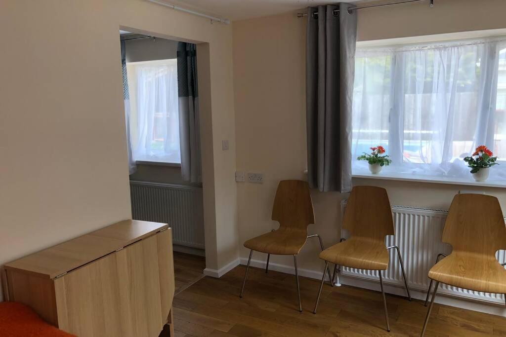 Guest house in the New Forest near Paulton's Park - Housity