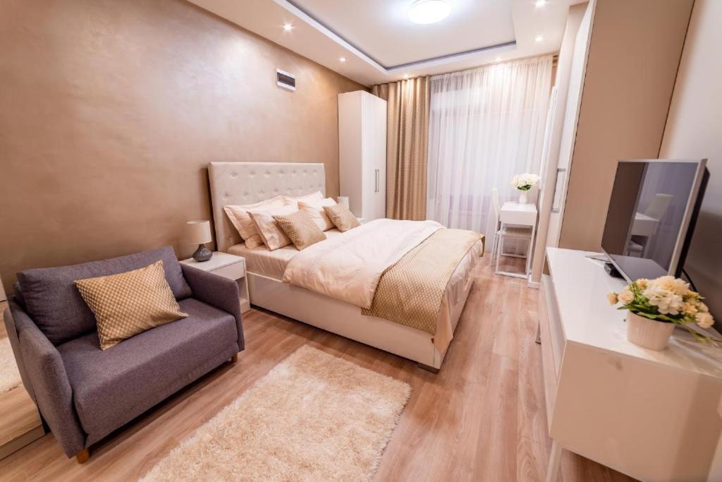 Ivi Place Apartments - Housity