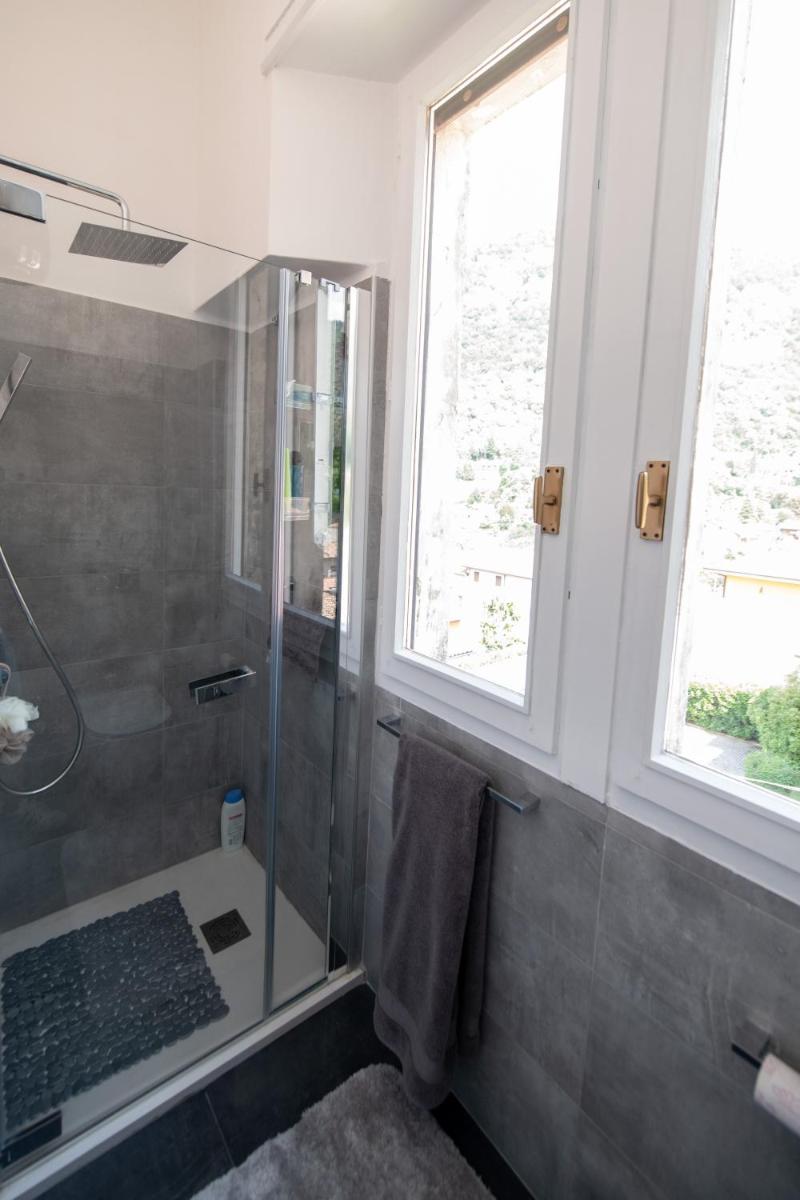 Bella Alda Beautiful Como Castle Penthouse - Housity