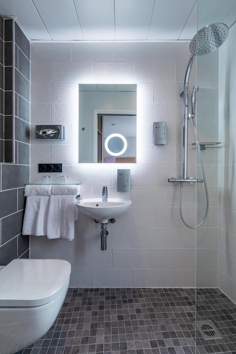 Hôtel de Bellevue Paris Gare du Nord - Housity