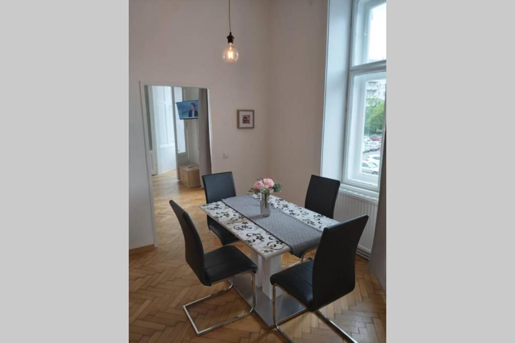 Lovely new 2 bedroom near hannovamarkt - Housity