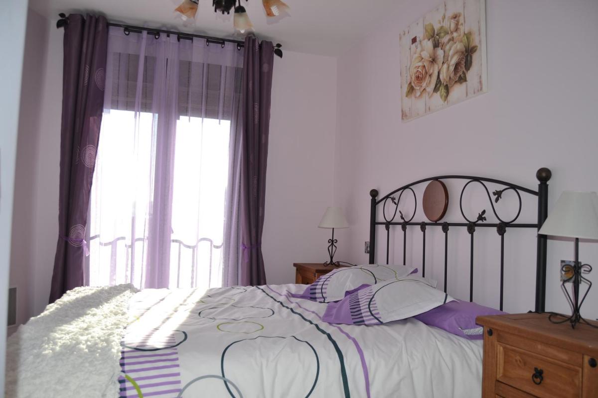 Casa Rural El Dolmen - Housity