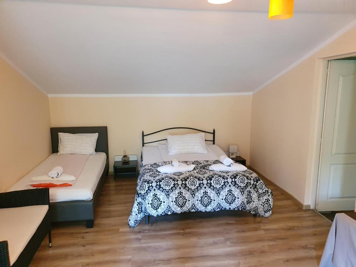 Pension Agnes - Housity