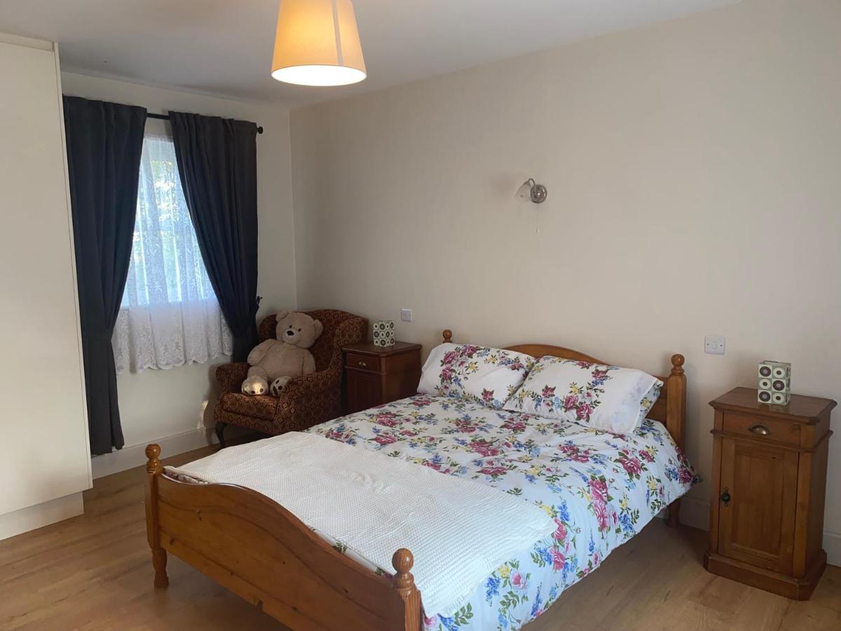 Hillview Cottage - Housity