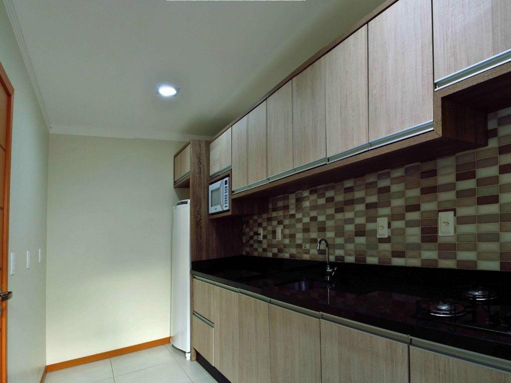 Primeiro andar Canasvieiras Daux 02 - Housity