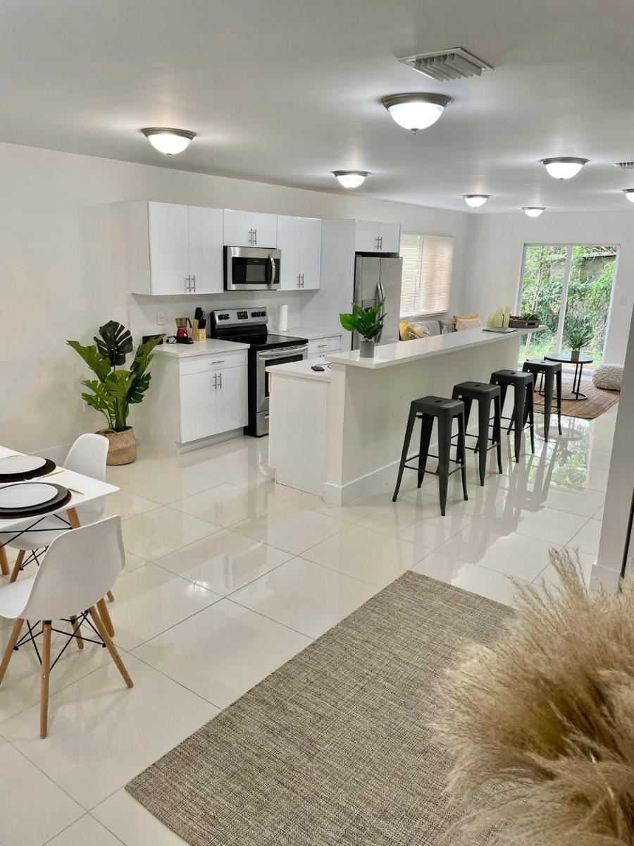Suitetrails - Spacious 4BR house, in the heart of Miami