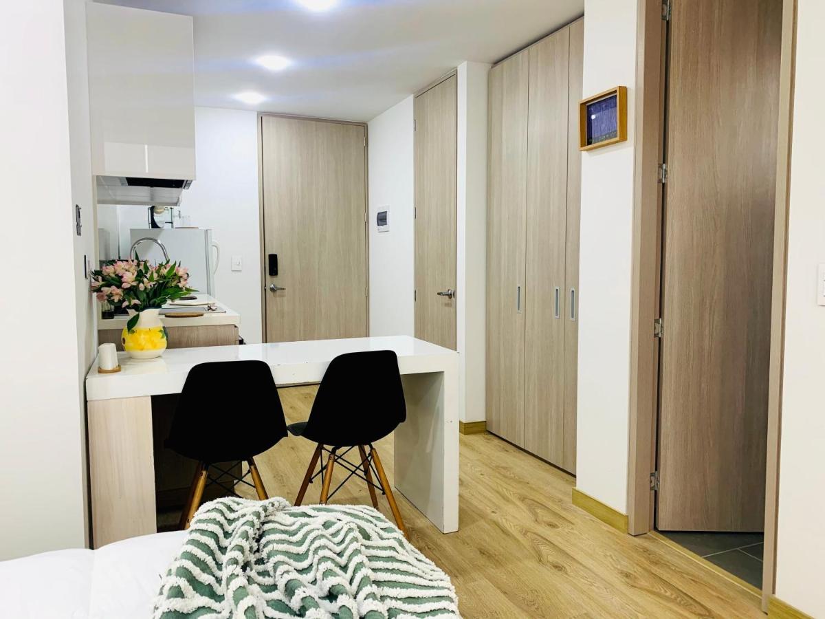 Loft CHICÓ 103, parqueadero, Wifi 200 mgbs, Smart tv - Housity