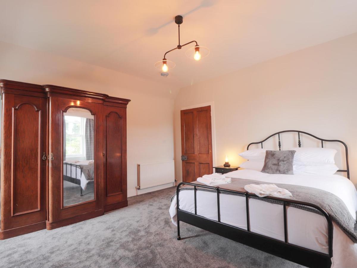 Garden House - Brodie Castle - Housity