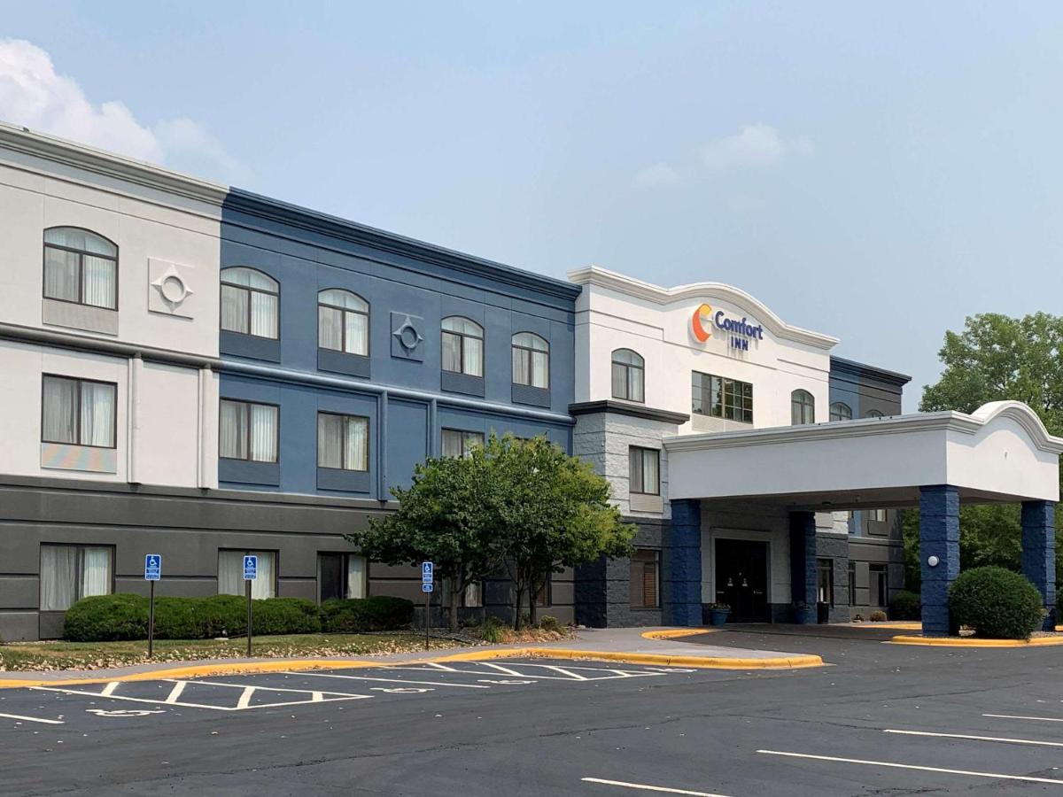 Comfort Inn Saint Paul East - Housity