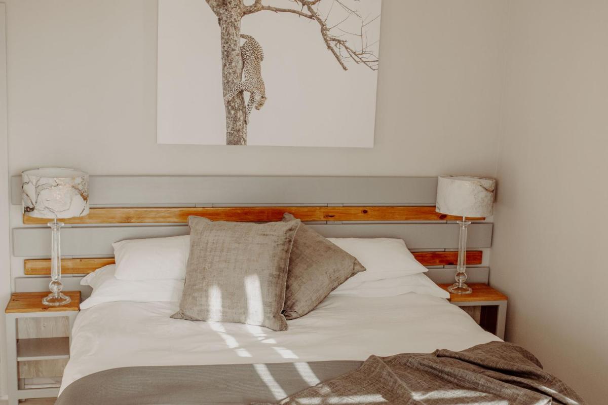 Aqua Marina Guest House - Housity