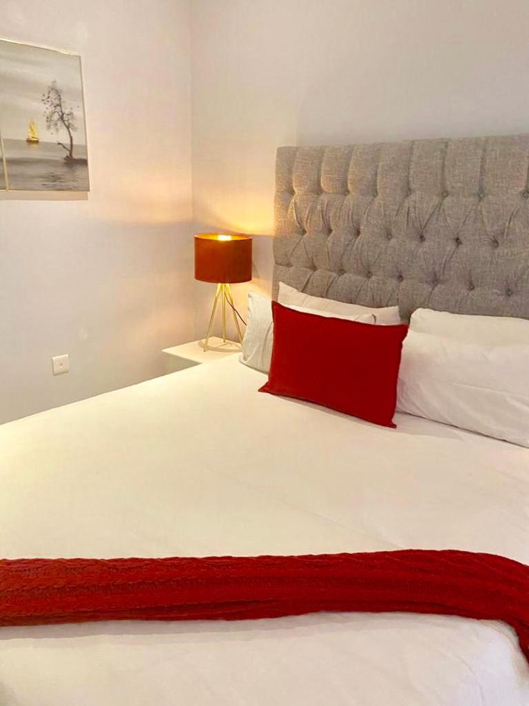VillaMia Self Catering Apartments - Housity