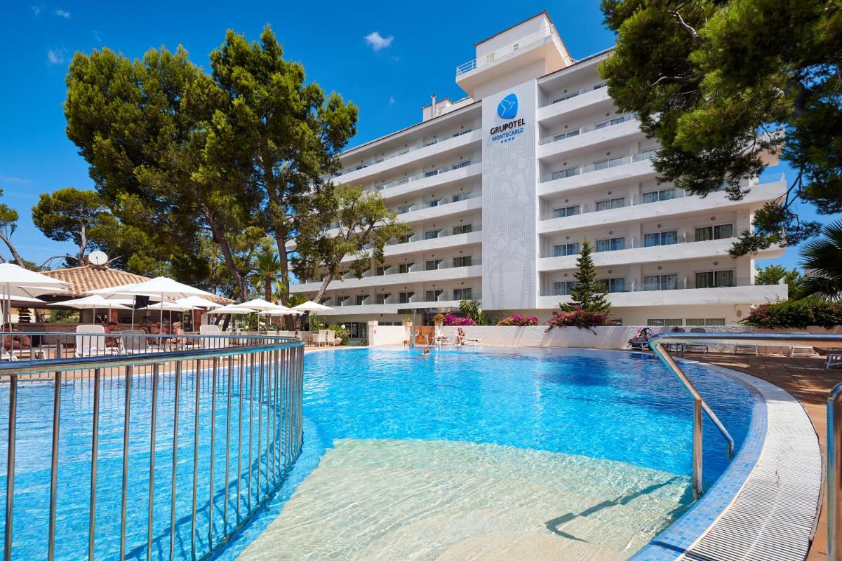 Piscina en o cerca de Grupotel Montecarlo
