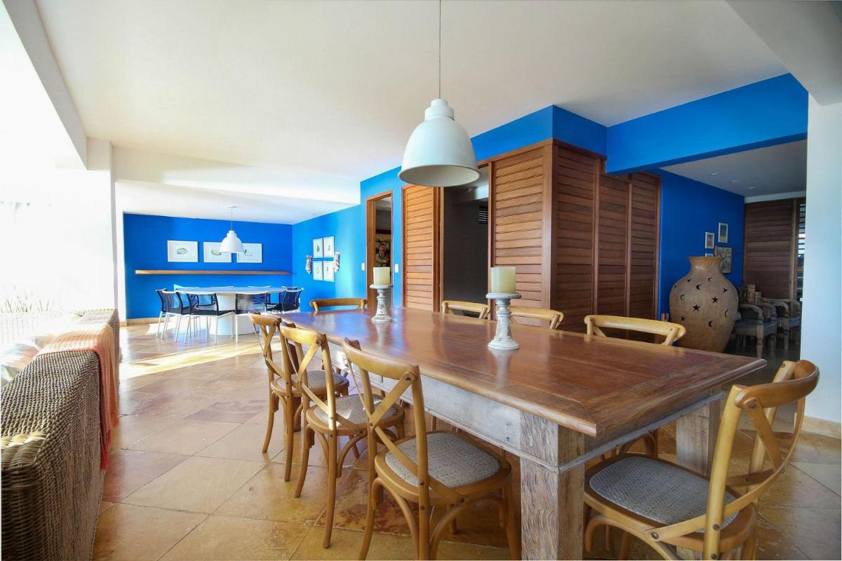 Casa Pé na areia na Praia de Genipabu por Carpediem - Housity