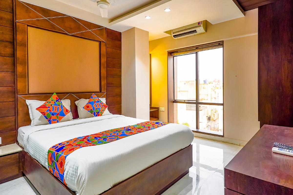 FabHotel Eros 211 - Nr Sreebhumi - Hizvo
