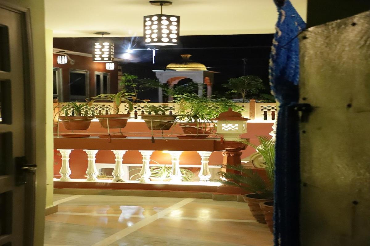 Ganesha Palace - Housity